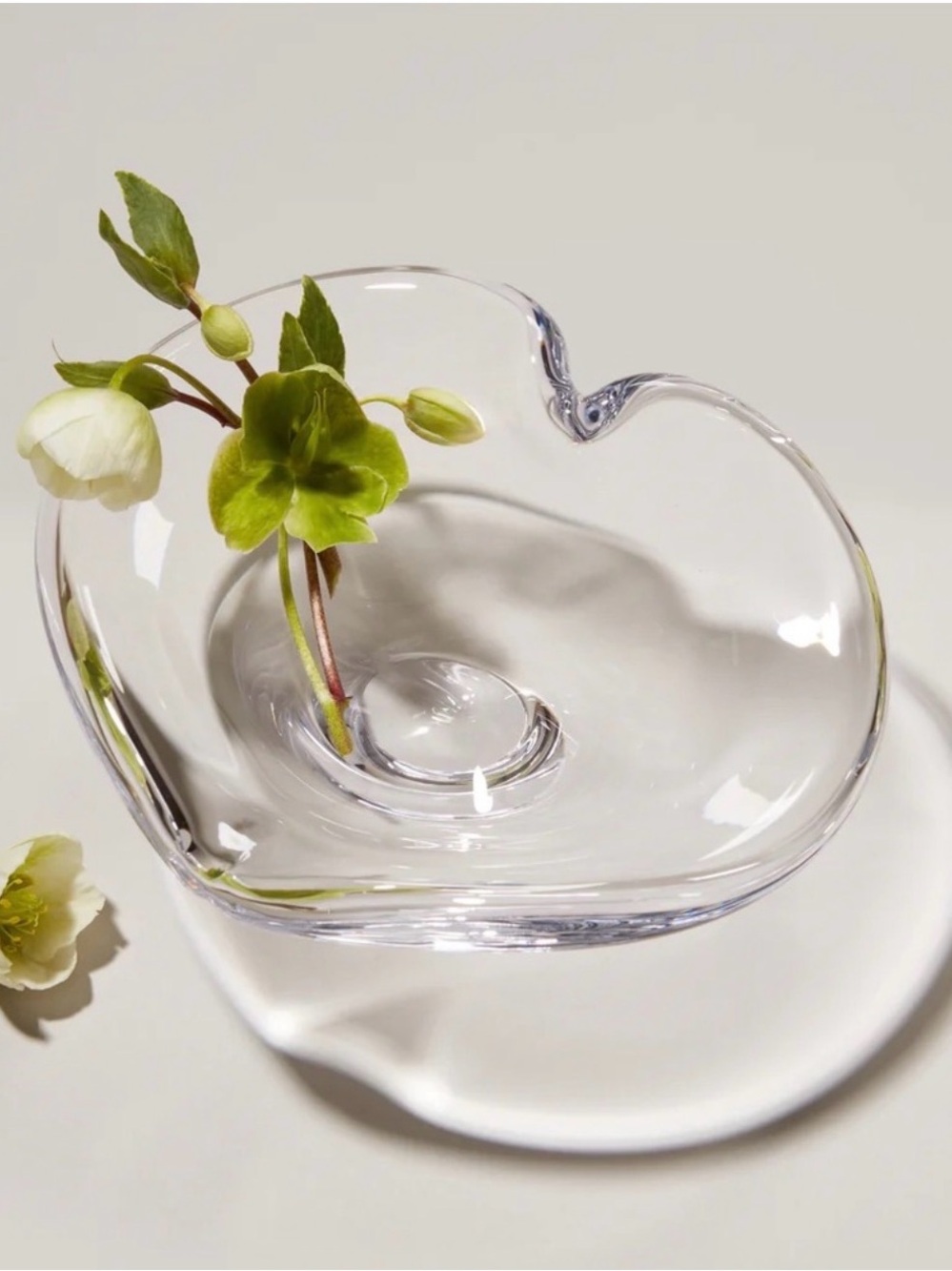 NWT SIMON PEARCE Romance Heart Dish Clear Glass Heart-Shaped Decorative Bowl